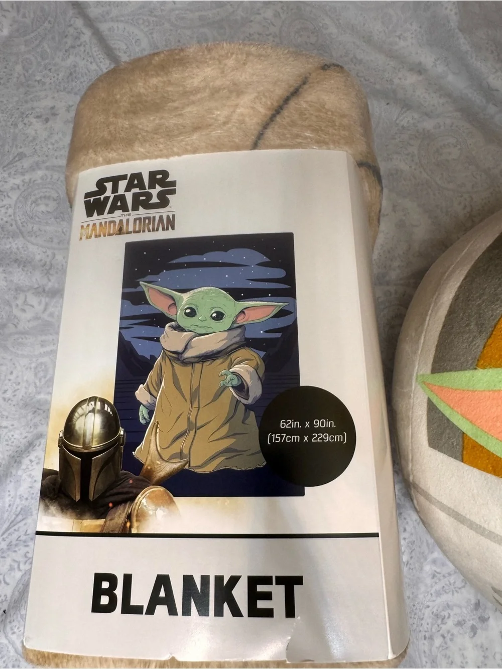 Star Wars Grogu thick plush blanket & Super soft & squishy Grogu cloud pillow